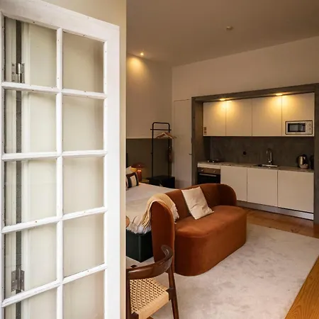 Апартаменты Lovelystay - Allderman - Almada 3º F Порту